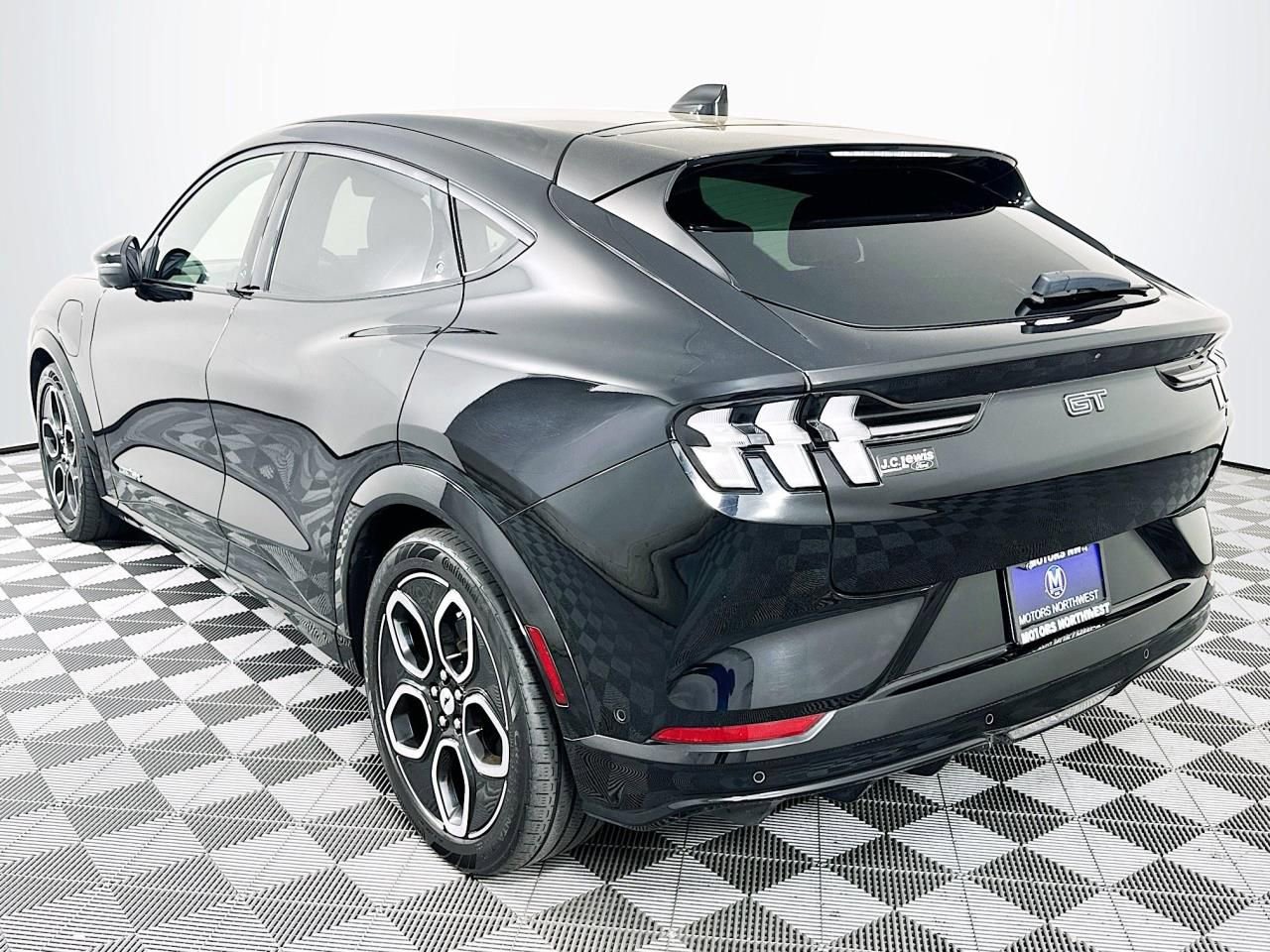 Used 2023 Ford Mustang Mach-E GT AWD/4WD image 9