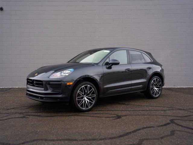 New 2026 Porsche Macan image 1