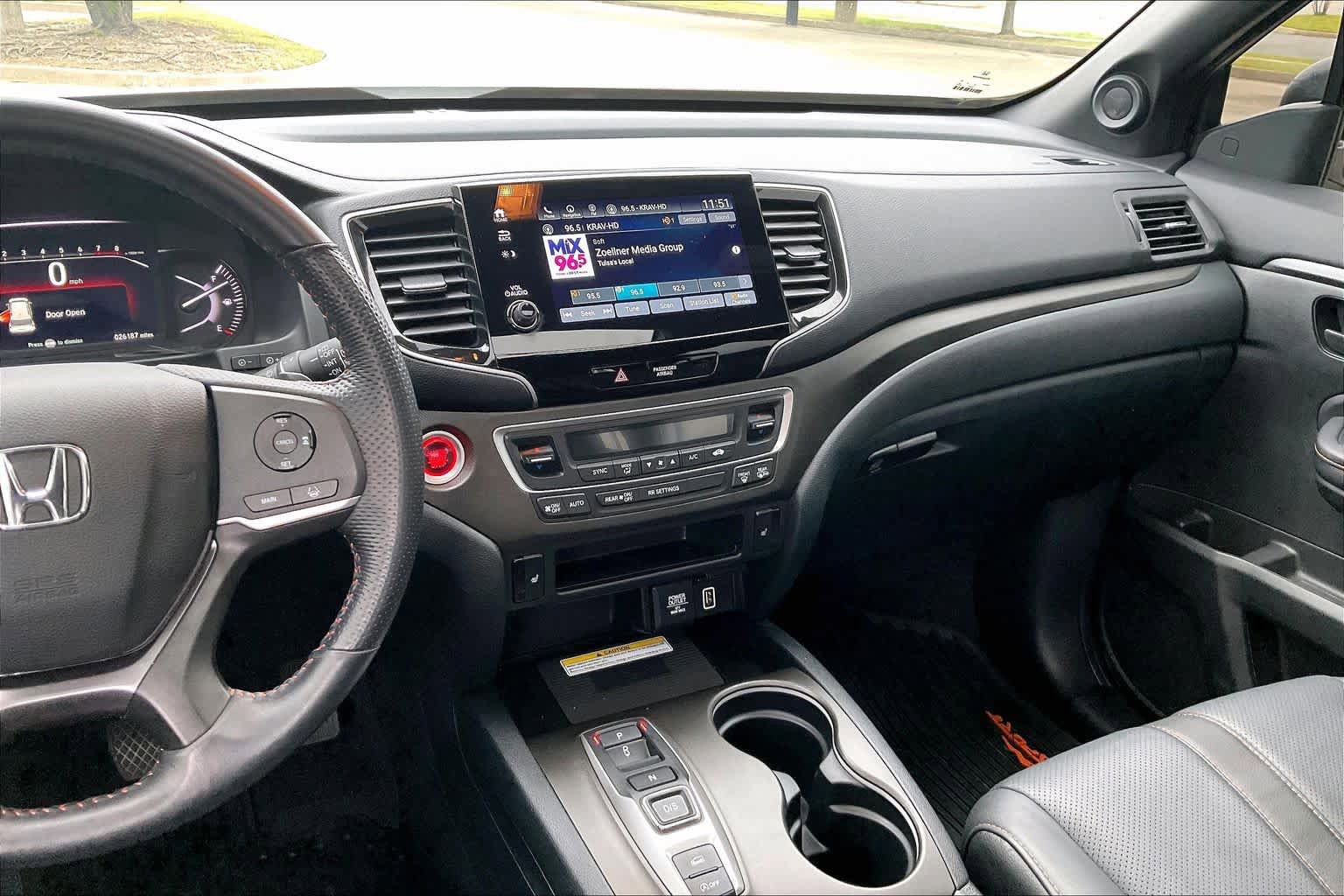 Used 2023 Honda Passport TrailSport image 7
