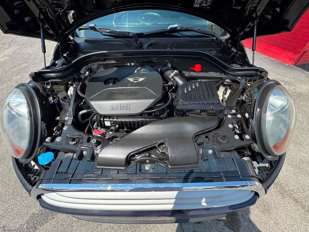 Used 2014 MINI Cooper 2-Door Hardtop FWD image 30