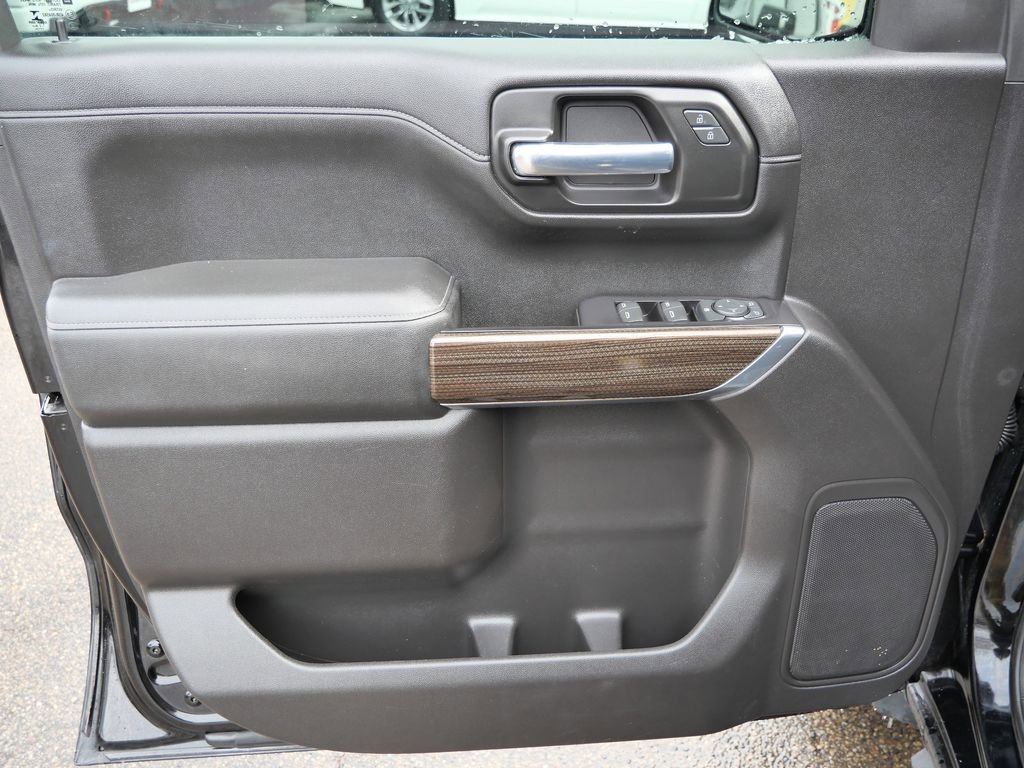 Used 2020 Chevrolet Silverado 1500 LT image 24