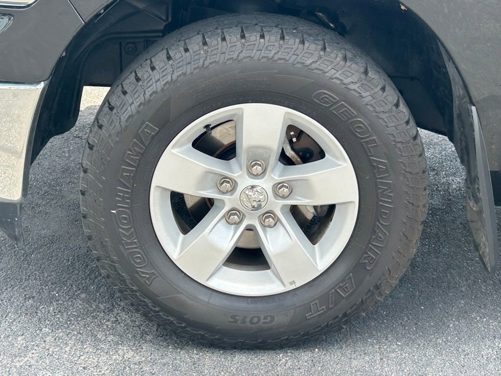 Used 2018 RAM 1500 Classic SLT AWD/4WD image 13