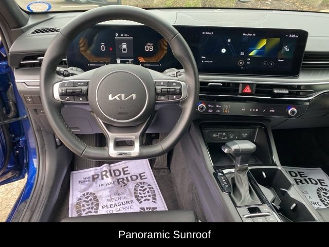 Used 2025 Kia K5 GT-Line w/ GT-Line Premium Package image 7