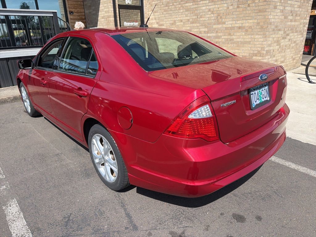 Used 2012 Ford Fusion SE FWD image 4