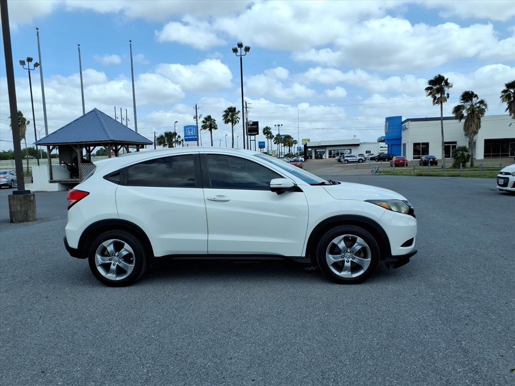 Used 2017 Honda HR-V EX-L image 9