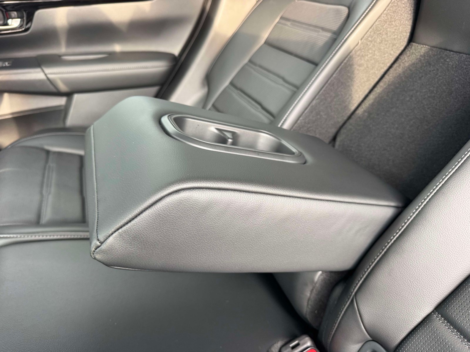 Used 2025 Honda CR-V EX-L image 21