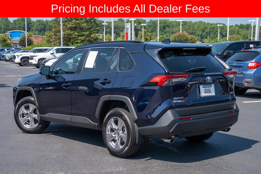 Used 2024 Toyota RAV4 XLE w/ Convenience Package FWD image 3