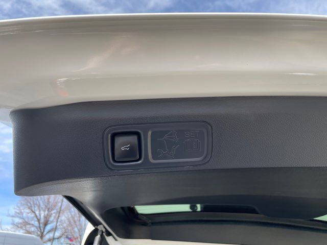 Used 2022 Ford Expedition Max Limited AWD/4WD image 20