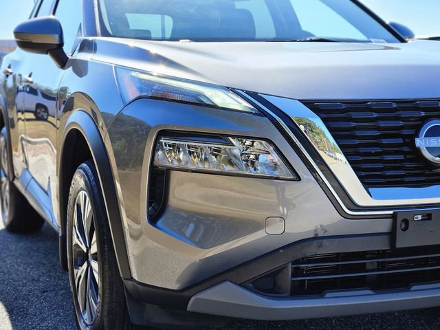 Certified 2023 Nissan Rogue SV image 9