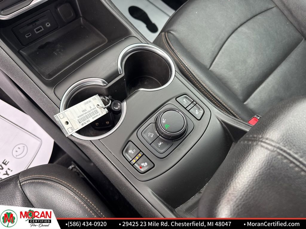 Used 2021 GMC Terrain SLT w/ Elevation Edition image 20