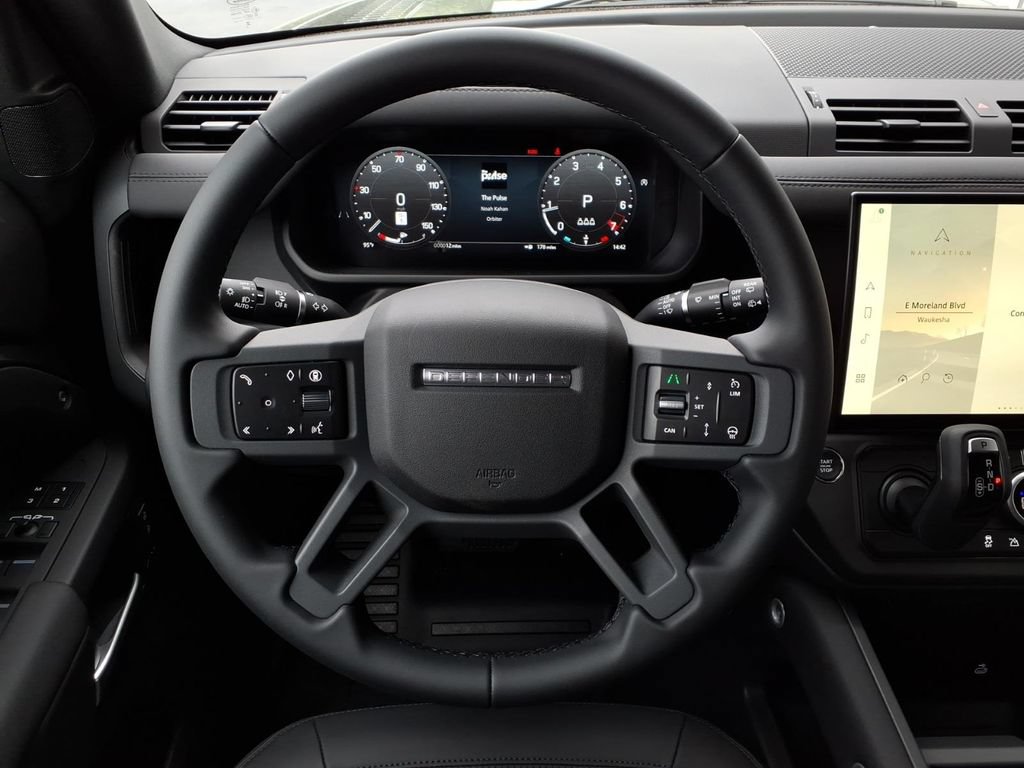 New 2026 Land Rover Defender 110 S AWD/4WD image 16