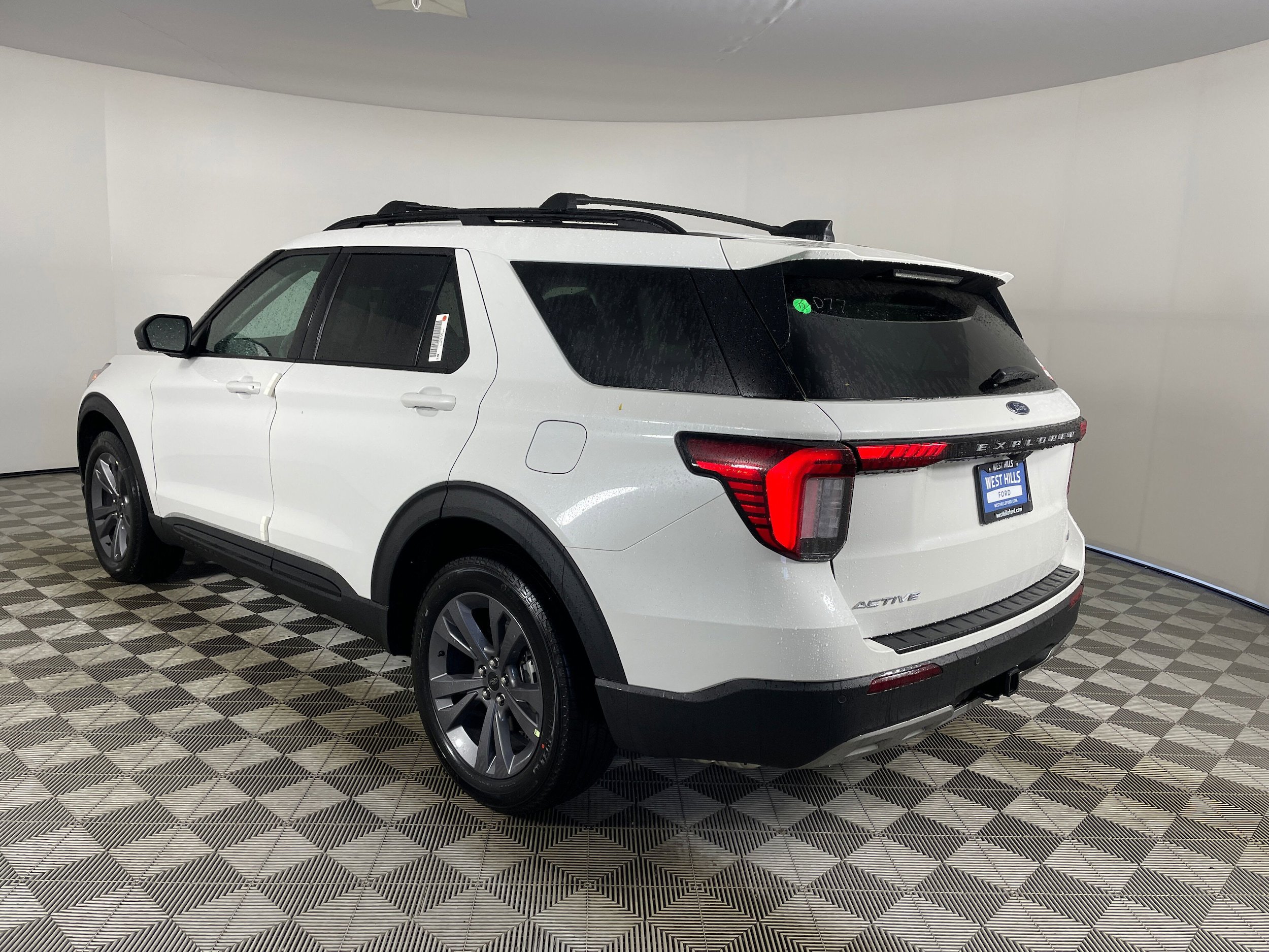 New 2026 Ford Explorer Active w/ Active Comfort Package AWD/4WD image 5