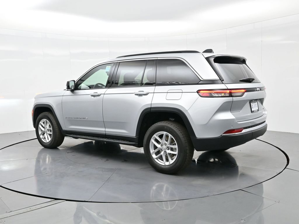 New 2025 Jeep Grand Cherokee Laredo X image 9