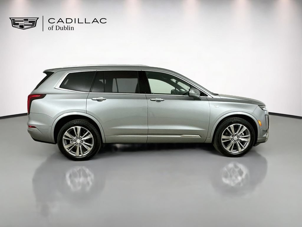 Certified 2025 Cadillac XT6 Premium Luxury w/ Platinum Package AWD/4WD image 4
