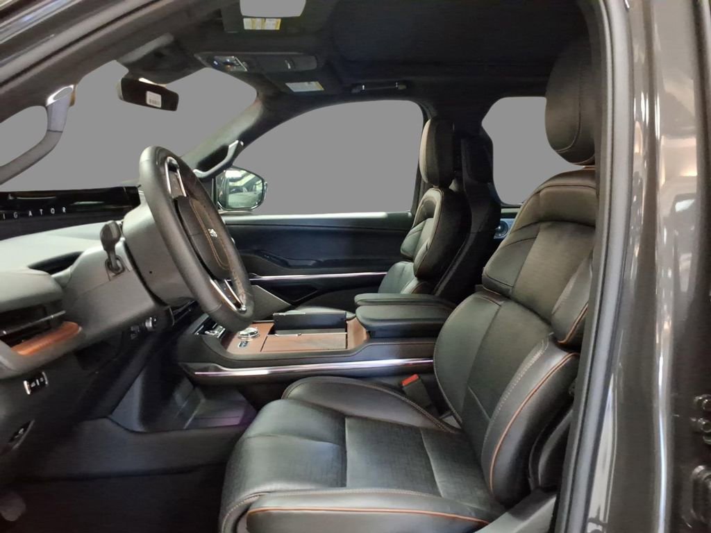 New 2026 Lincoln Navigator L Black Label image 13