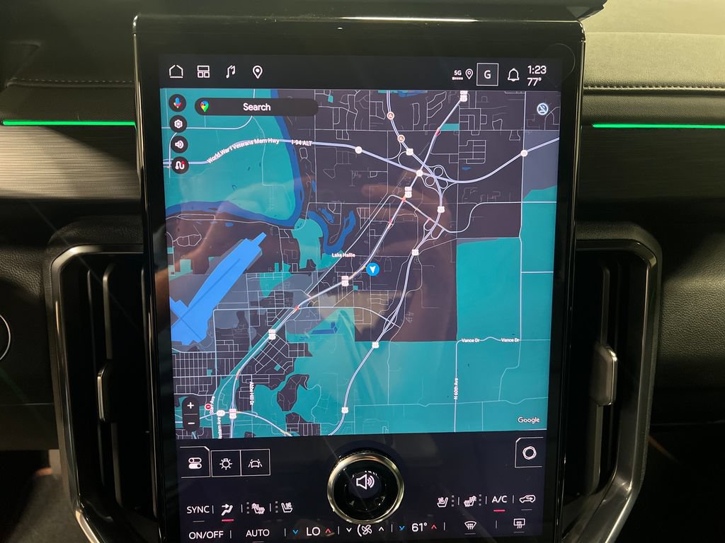 New 2026 GMC Acadia AT4 w/ Luxury Package AWD/4WD image 24