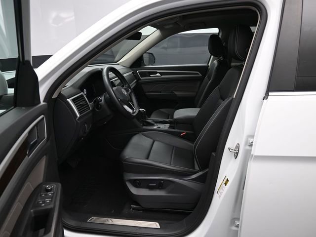 Used 2023 Volkswagen Atlas SE w/ Panoramic Sunroof Package FWD image 9