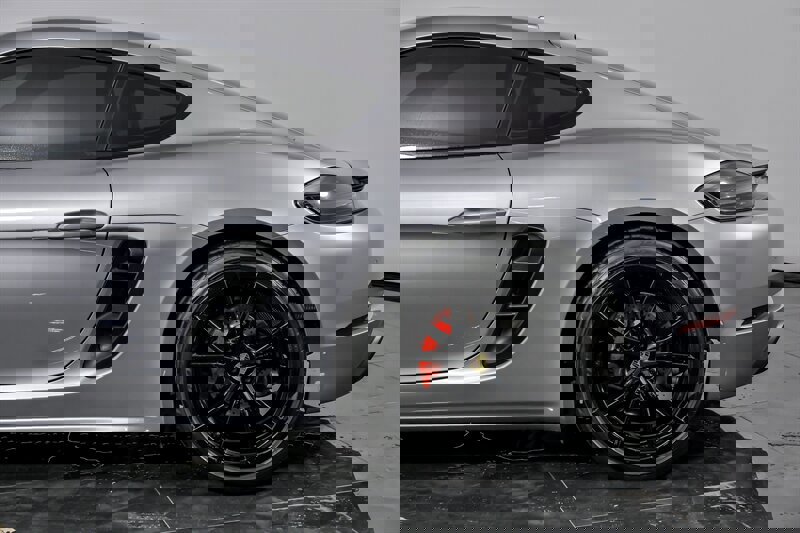 Used 2018 Porsche 718 Cayman S image 7