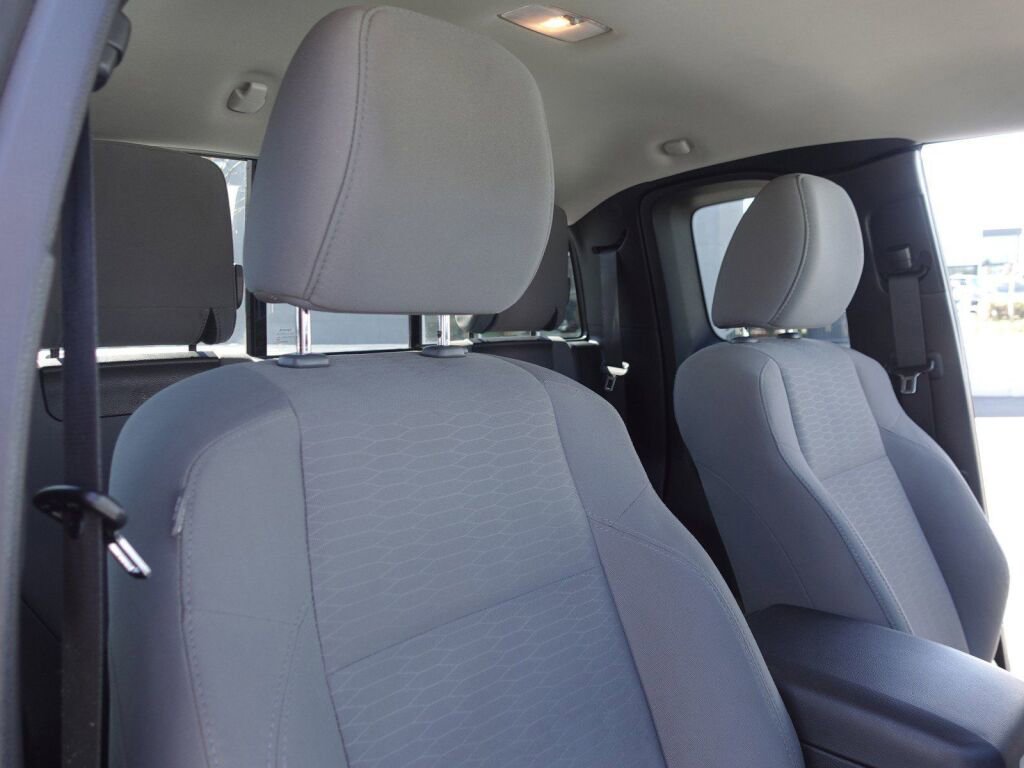 Certified 2019 Toyota Tacoma SR w/ SR Convenience Package image 14