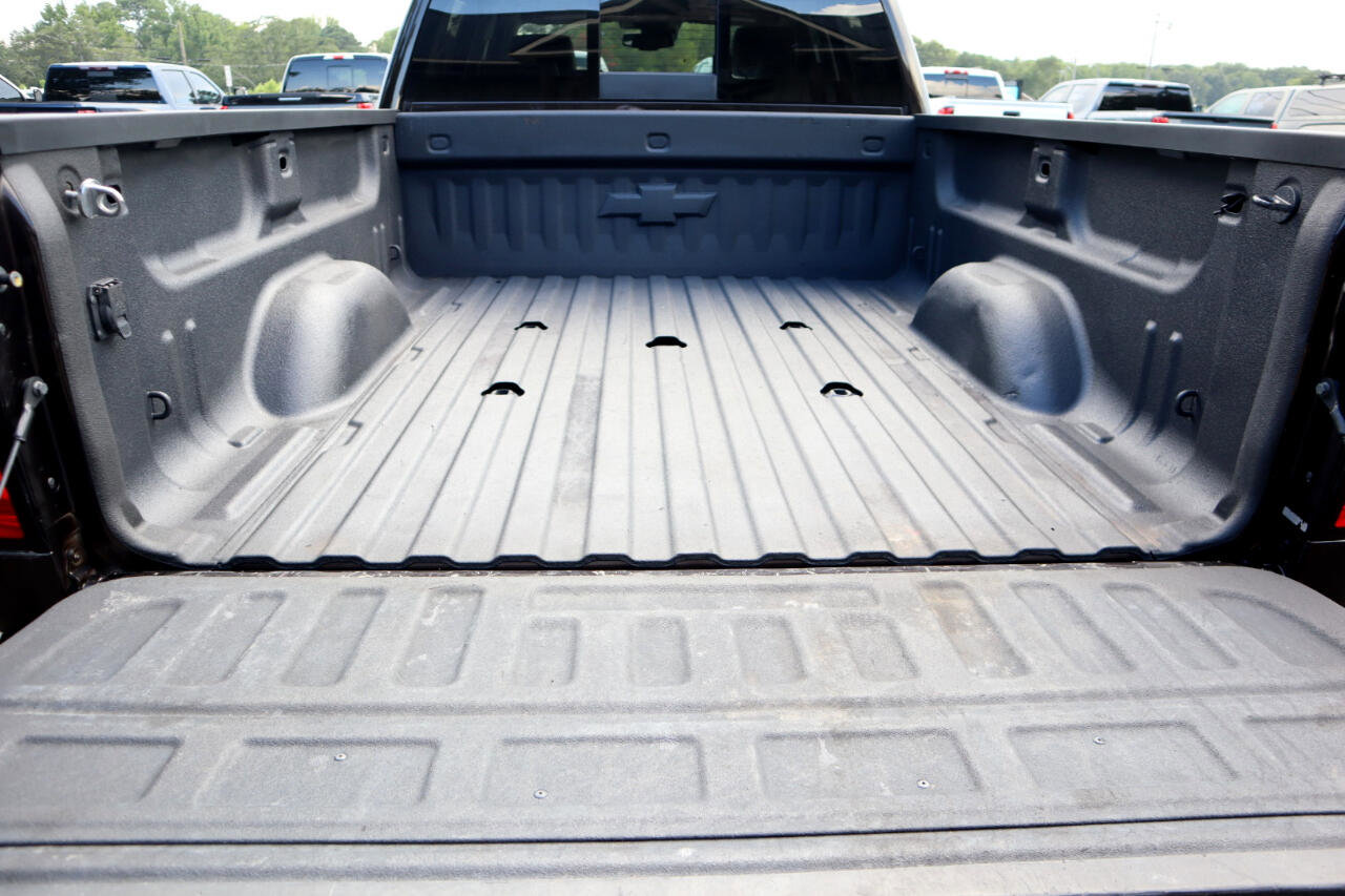 Used 2019 Chevrolet Silverado 2500 High Country w/ Duramax Plus Package image 9