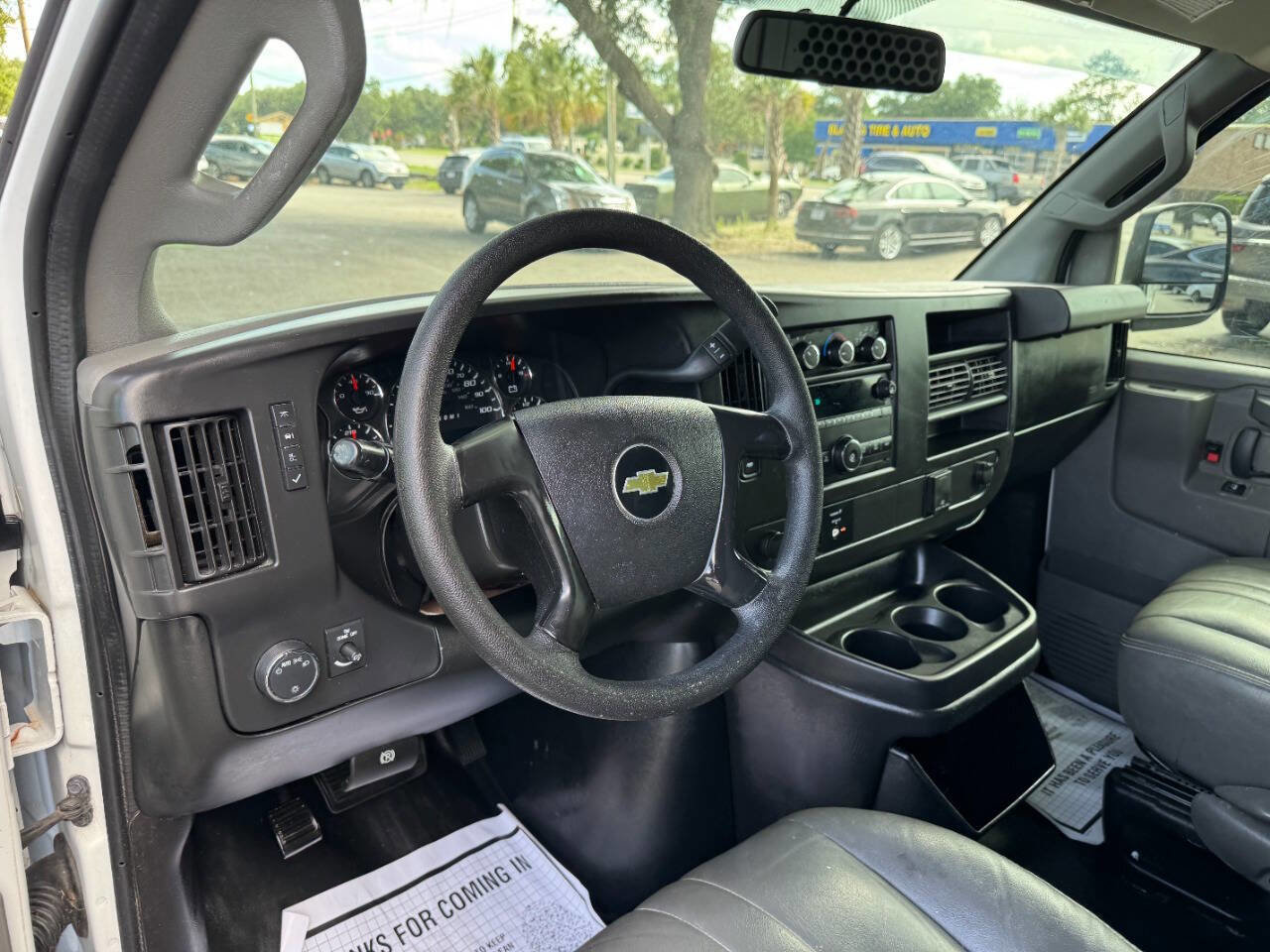 Used 2016 Chevrolet Express 2500 RWD image 17