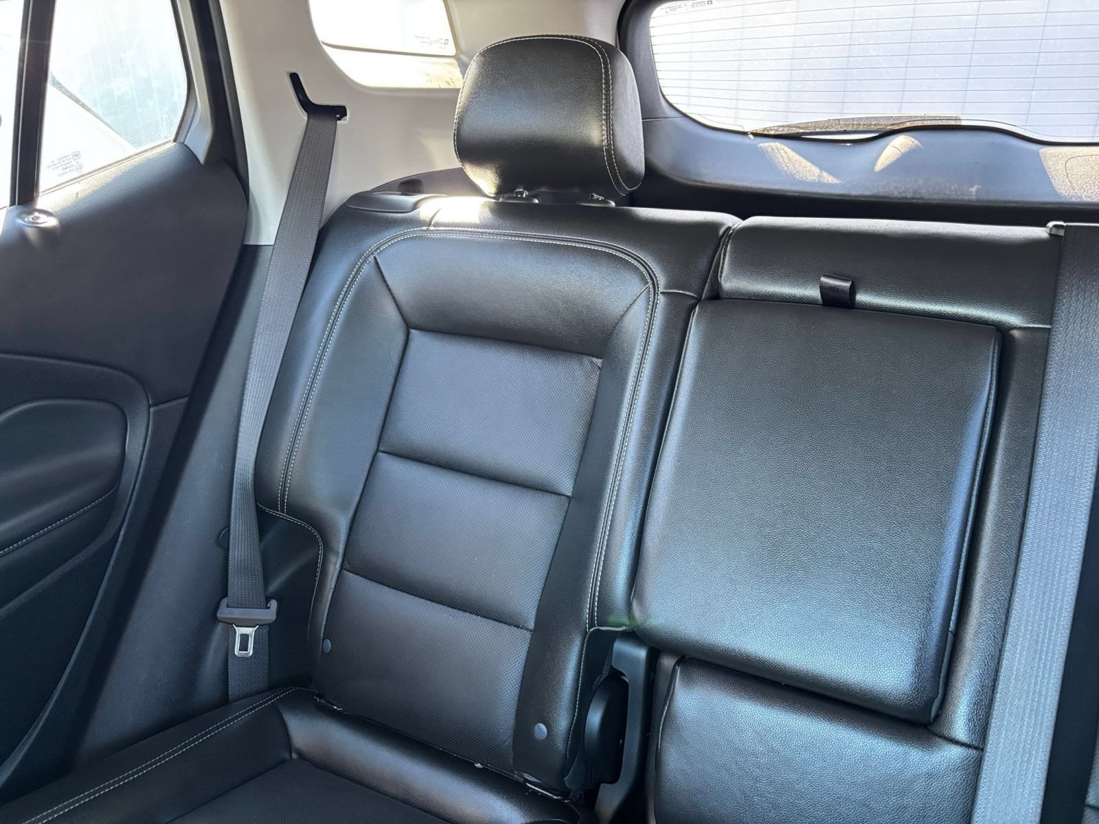 Used 2024 GMC Terrain SLT AWD/4WD image 37