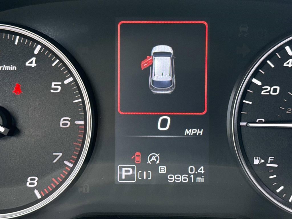 Used 2025 Subaru Crosstrek 2.0i Premium image 40