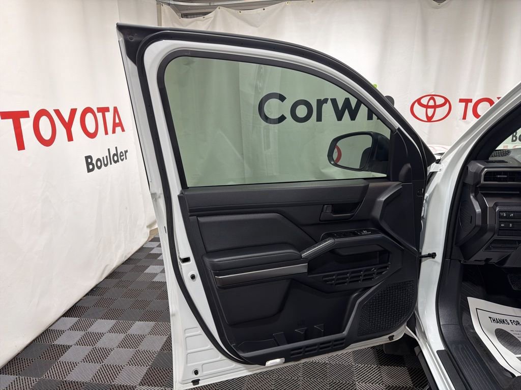 Used 2025 Toyota 4Runner SR5 image 21