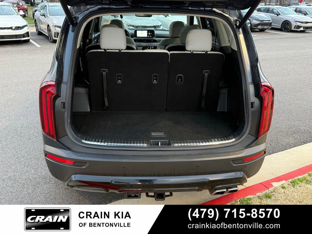Certified 2022 Kia Telluride SX w/ Nightfall Edition Package image 7