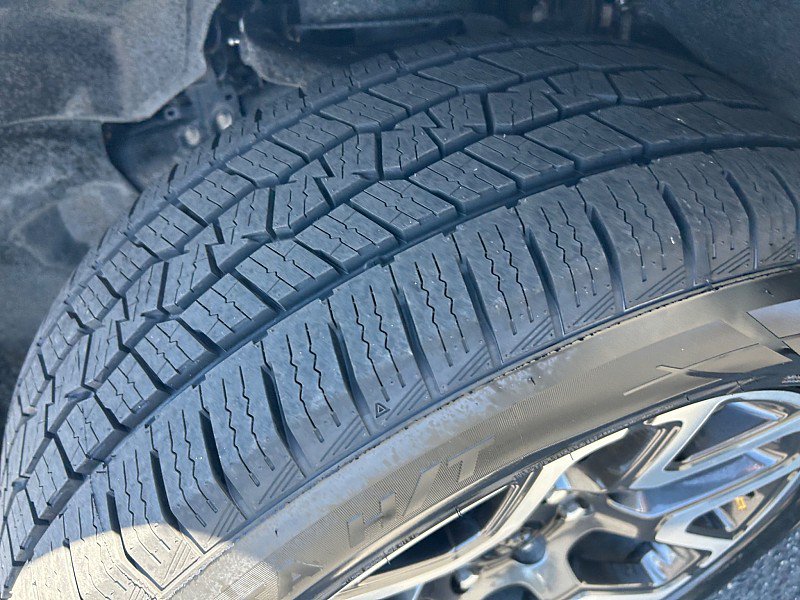 Used 2025 RAM 1500 Laramie AWD/4WD image 15