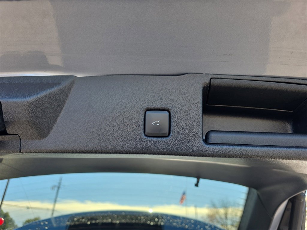 Used 2022 Ford Escape SEL image 34