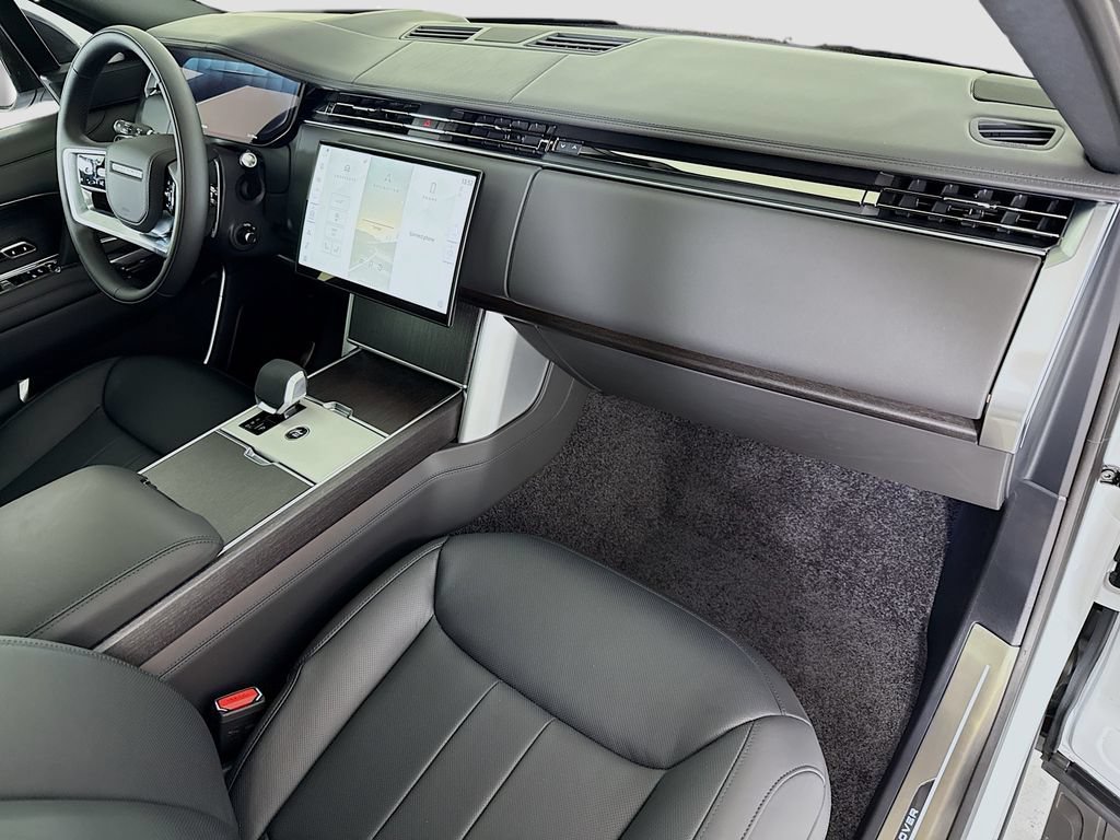 New 2026 Land Rover Range Rover SE AWD/4WD image 17