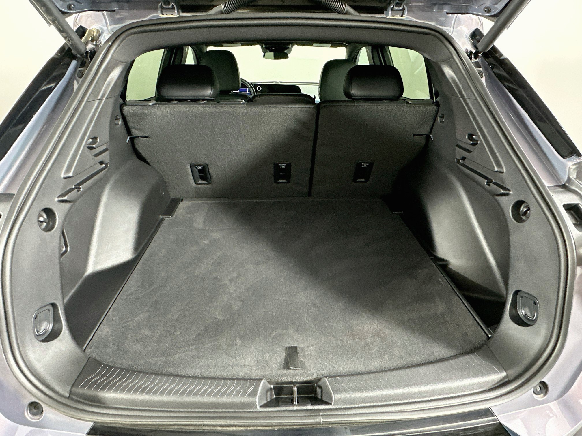 Used 2024 Chevrolet Equinox EV LT FWD image 29