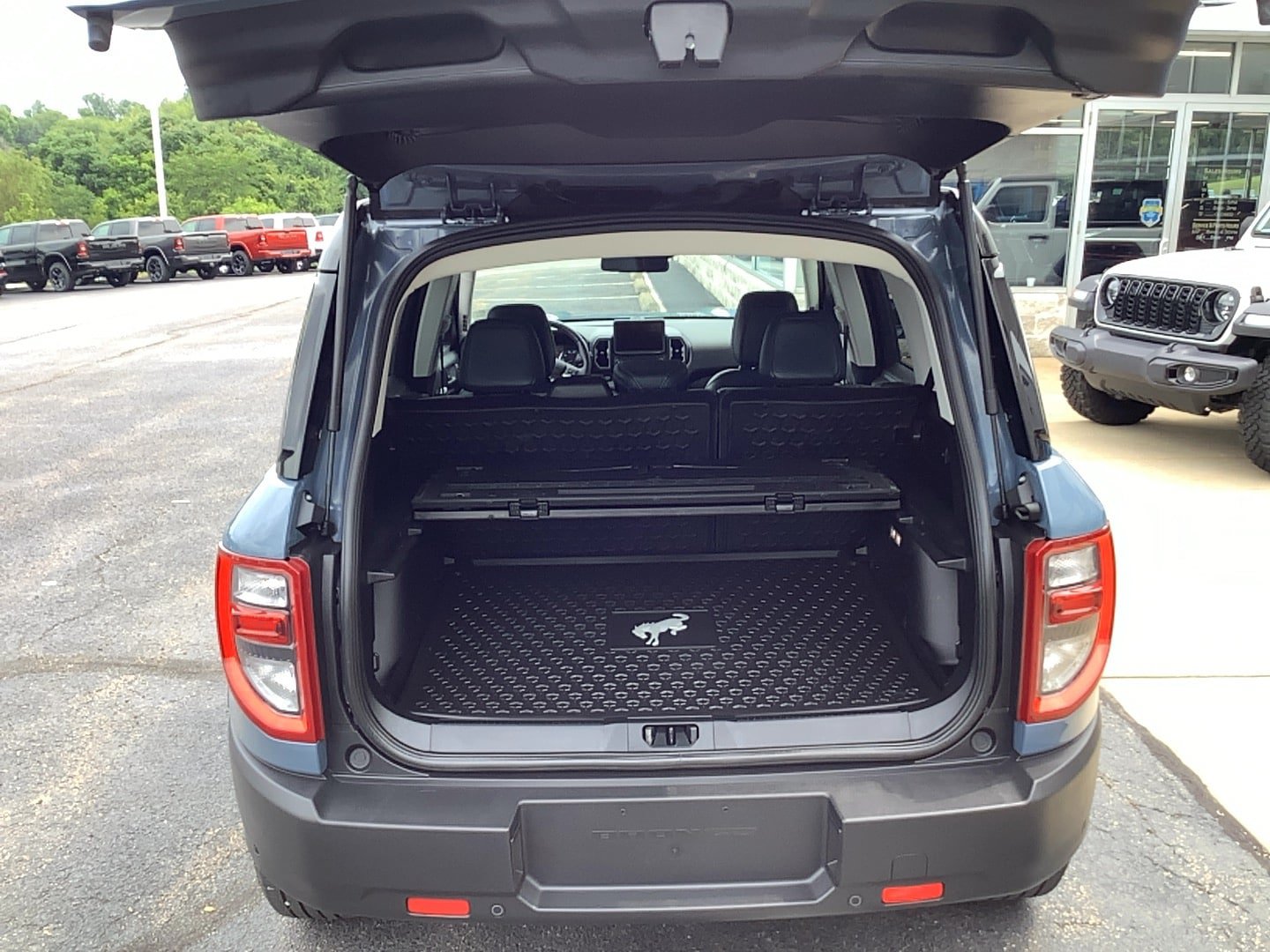 Used 2024 Ford Bronco Sport Outer Banks w/ Tech Package AWD/4WD image 5