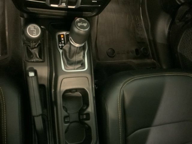 Used 2025 Jeep Wrangler Unlimited Sahara w/ Technology Group AWD/4WD image 22