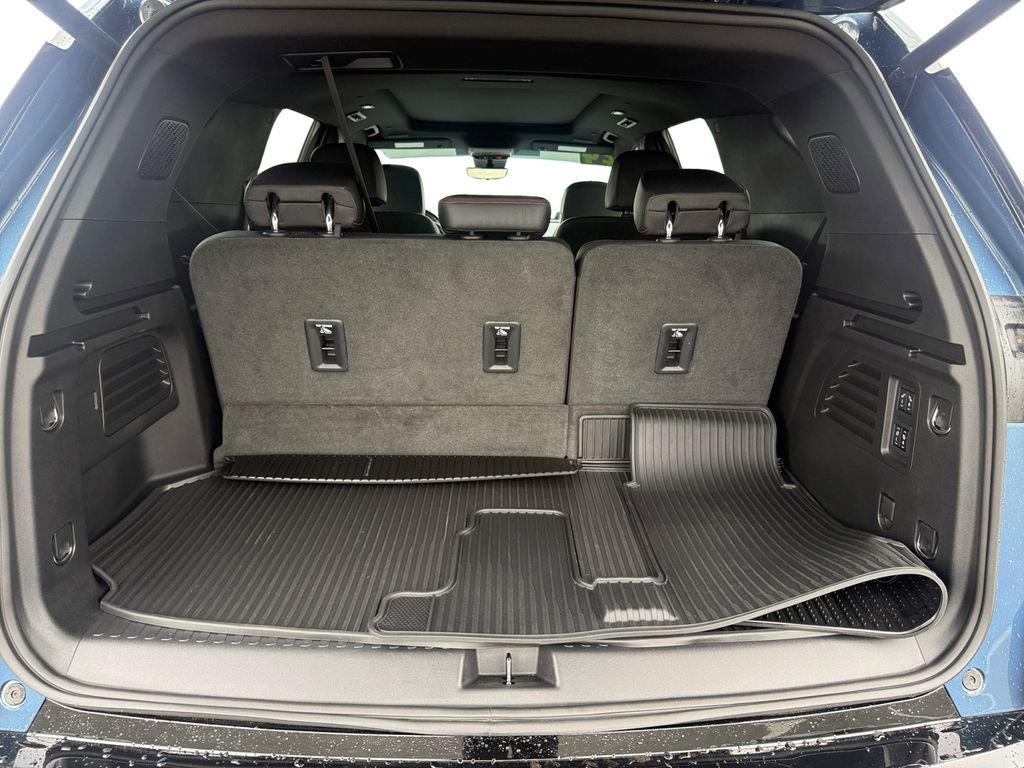 Certified 2024 Chevrolet Traverse RS w/ LPO, Floor Liner Package image 19