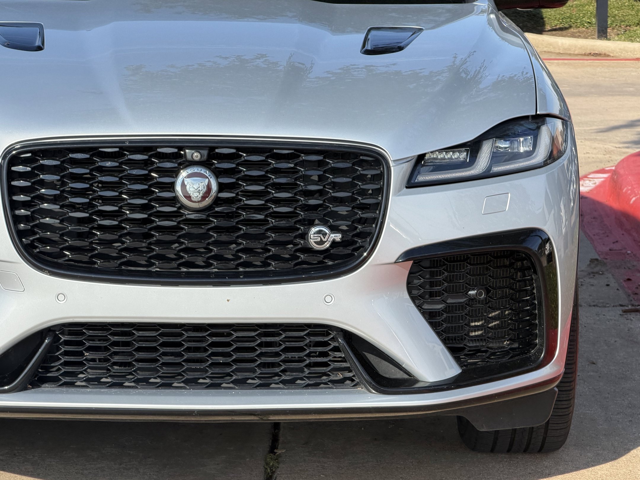 Used 2023 Jaguar F-PACE SVR AWD/4WD image 7