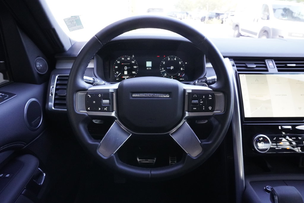 Used 2021 Land Rover Discovery S R-Dynamic AWD/4WD image 10