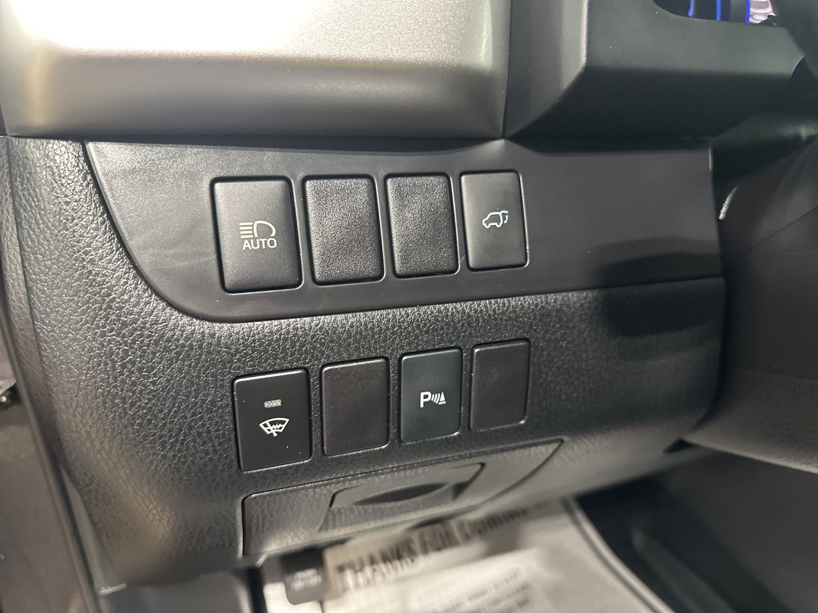 Used 2019 Toyota Highlander Limited w/ Protection Package #3 AWD/4WD image 17