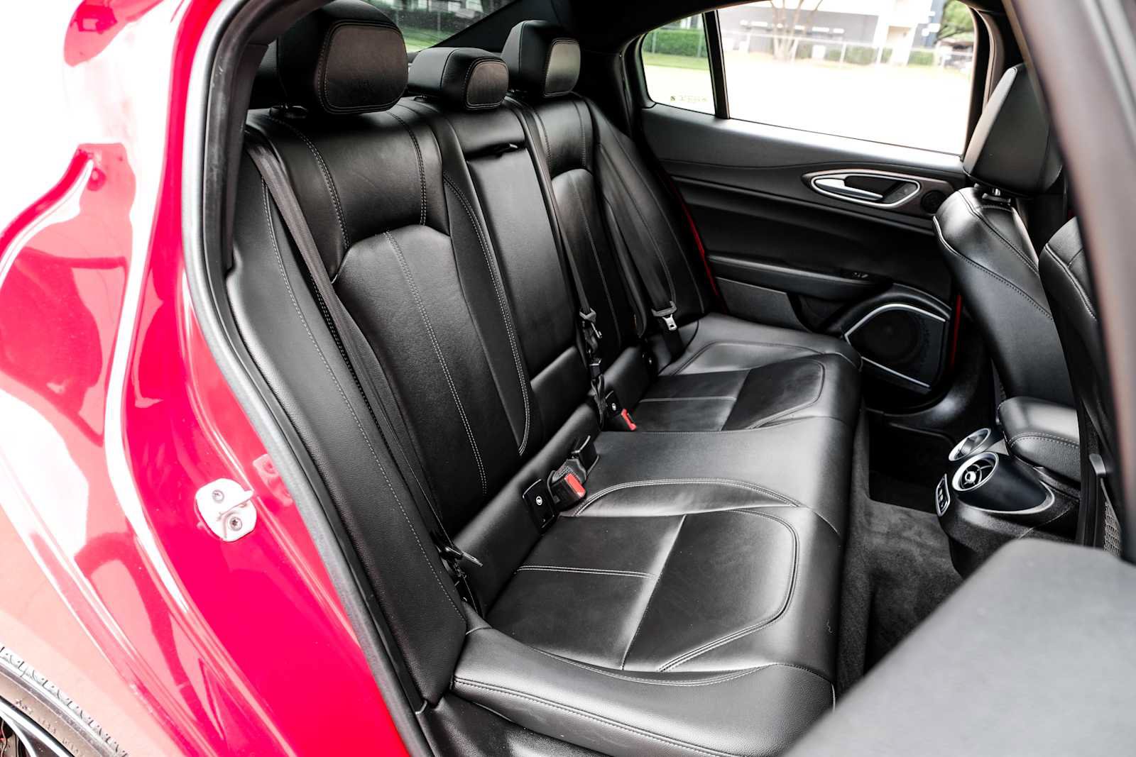 Used 2022 Alfa Romeo Giulia Ti AWD/4WD image 38