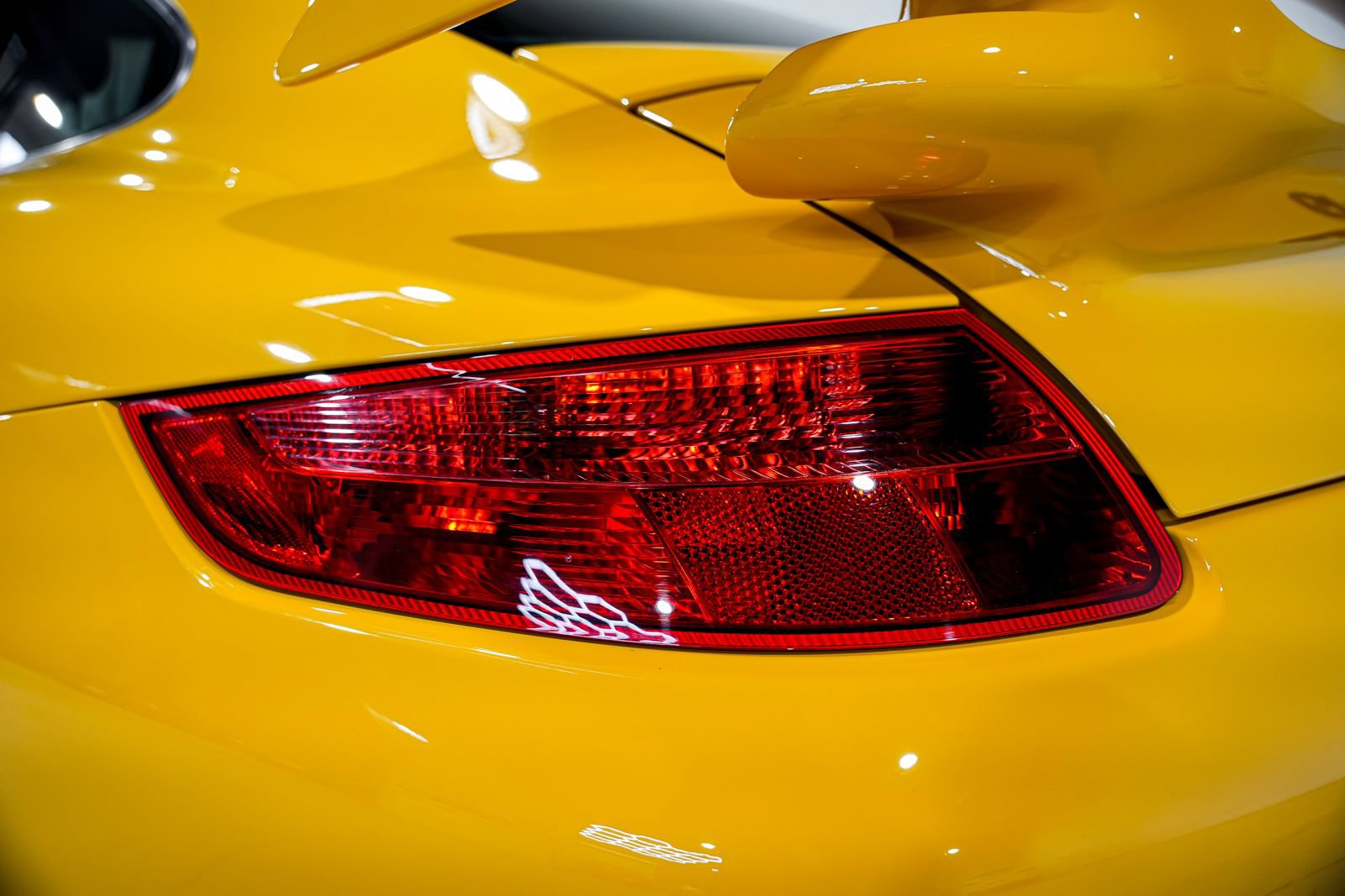 Used 2008 Porsche 911 GT2 RWD image 26