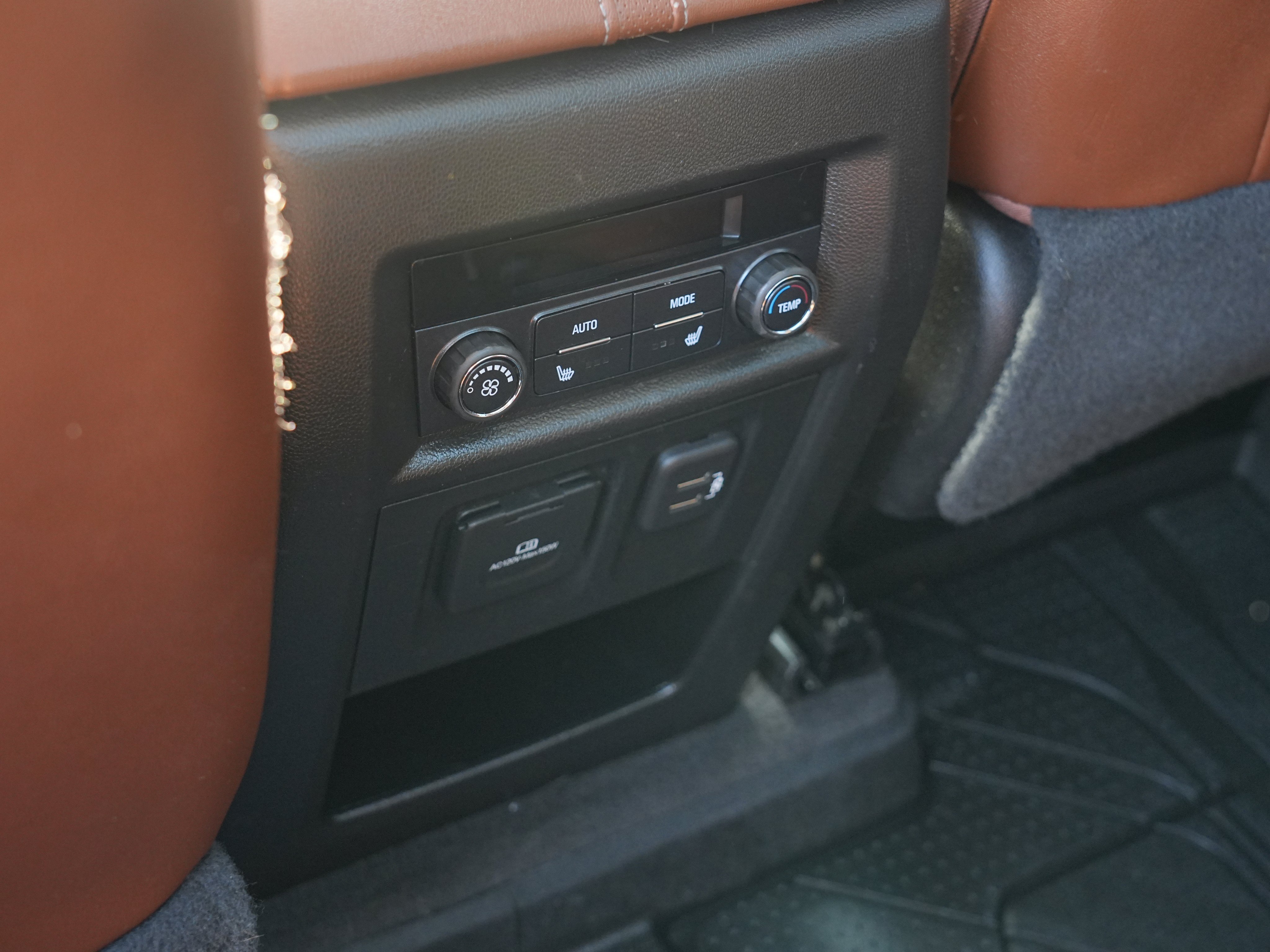 Used 2019 Chevrolet Traverse High Country AWD/4WD image 27