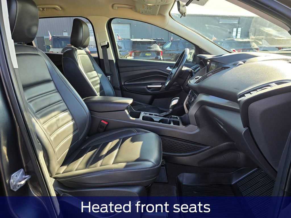 Used 2019 Ford Escape SEL image 16