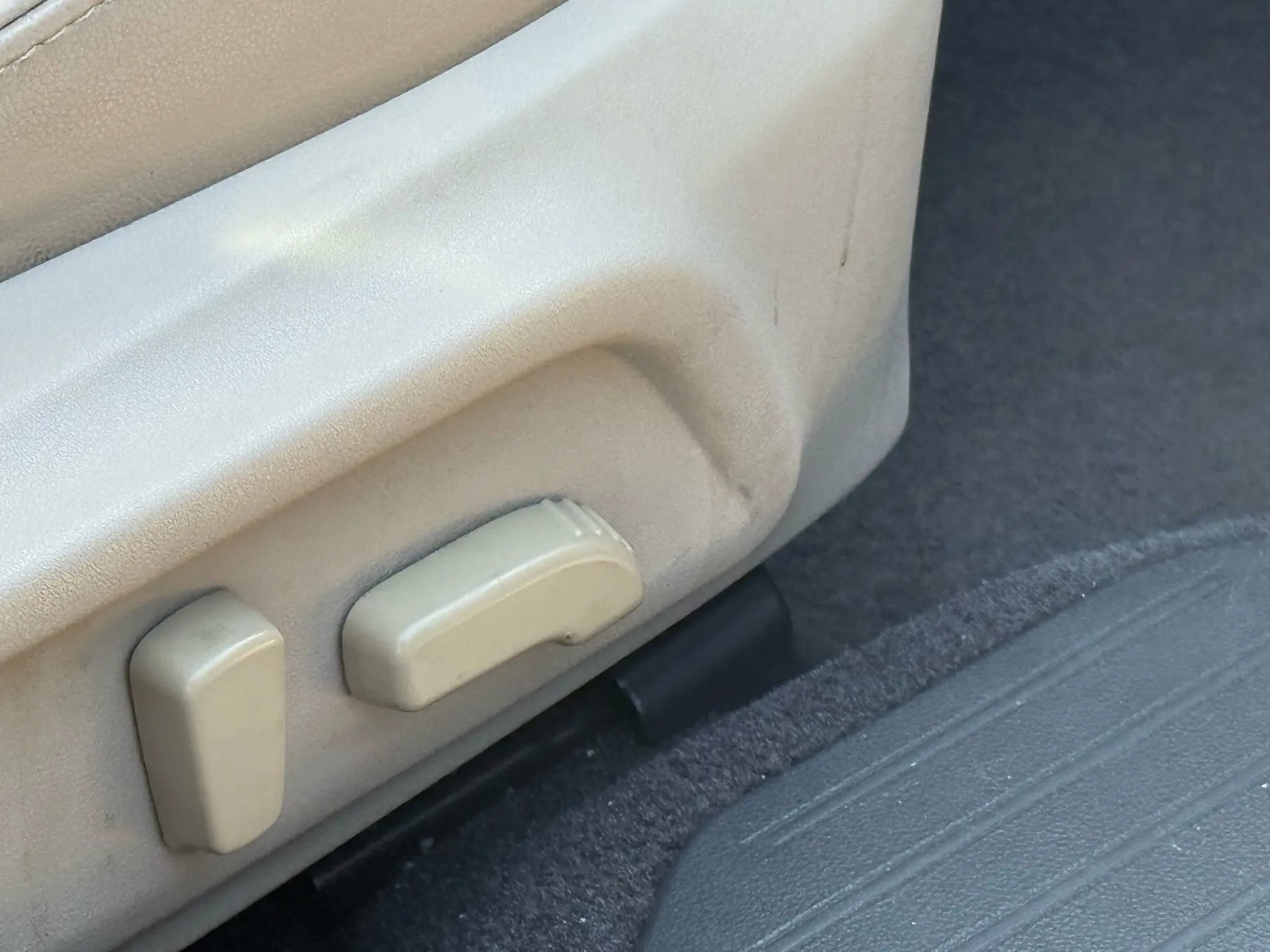 Used 2015 Subaru Outback 2.5i Limited w/ Popular Package #4 image 21