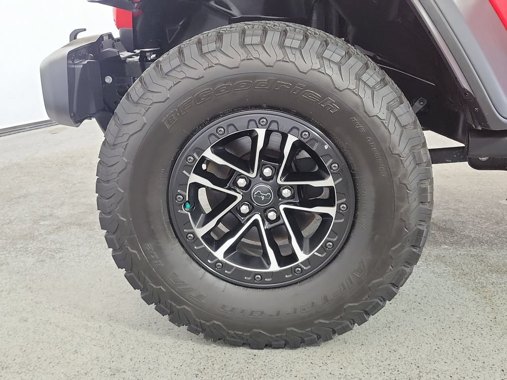 Used 2025 Jeep Wrangler Unlimited Sport AWD/4WD image 9