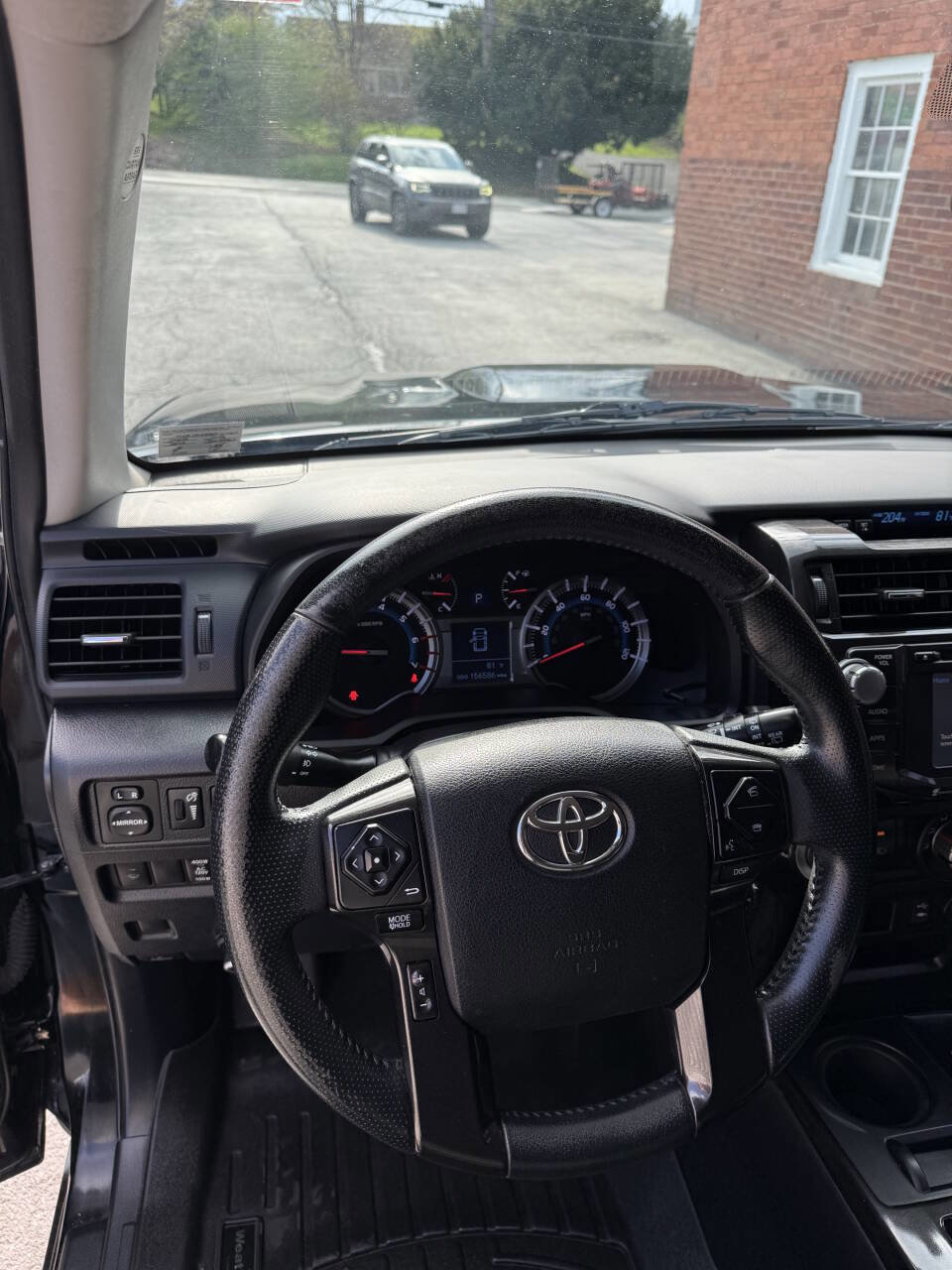 Used 2014 Toyota 4Runner Trail image 7