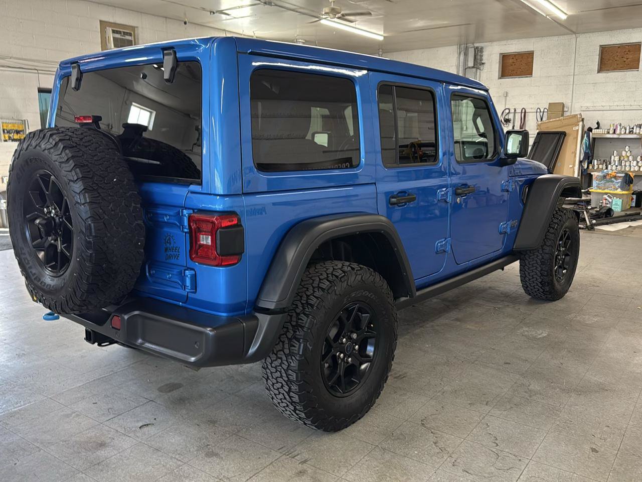 Used 2024 Jeep Wrangler Unlimited AWD/4WD image 85