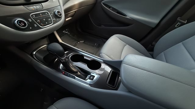 Used 2024 Chevrolet Malibu LT FWD image 14