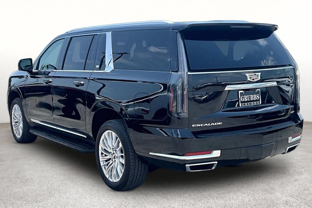 Used 2025 Cadillac Escalade ESV Premium Luxury AWD/4WD image 14