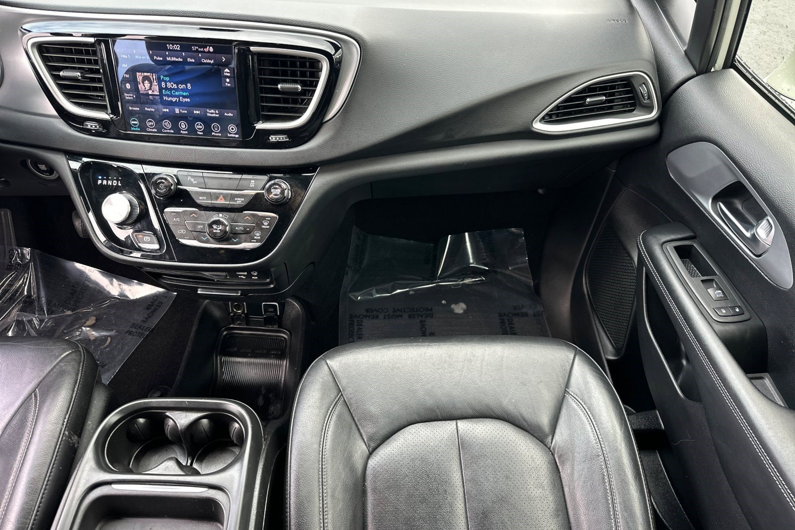 Used 2020 Chrysler Pacifica Touring-L w/ S Appearance Package image 29